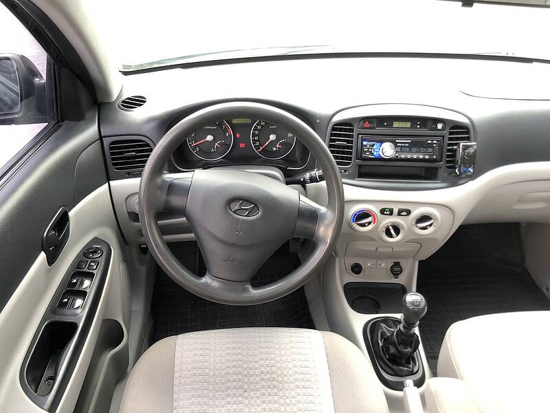 Седан Hyundai Accent 2008 в Львове