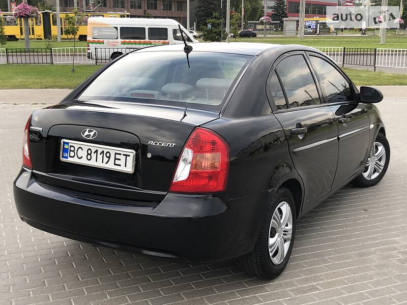 Седан Hyundai Accent 2008 в Львове