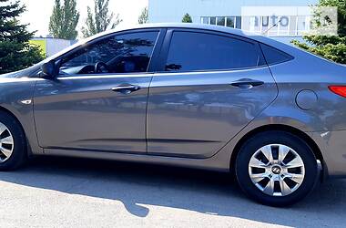 Седан Hyundai Accent 2012 в 