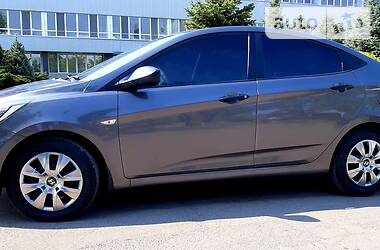 Седан Hyundai Accent 2012 в 