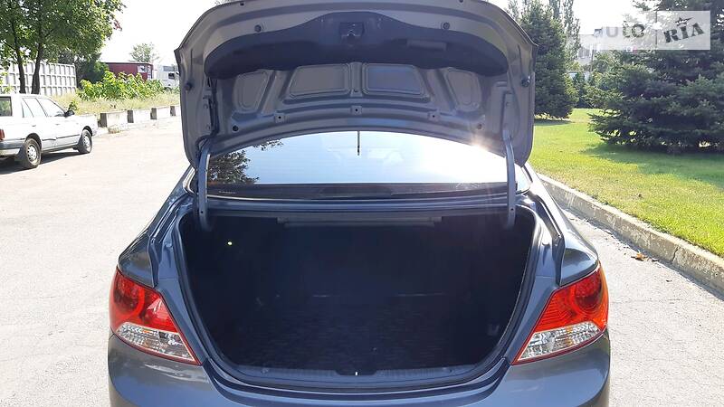 Седан Hyundai Accent 2012 в Дніпрі