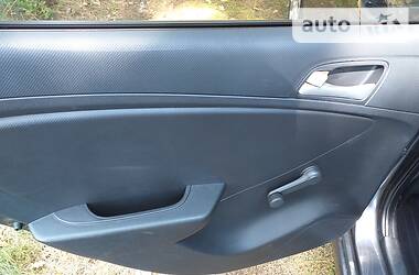 Седан Hyundai Accent 2013 в 