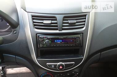 Седан Hyundai Accent 2013 в 