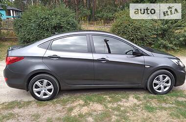 Седан Hyundai Accent 2013 в 