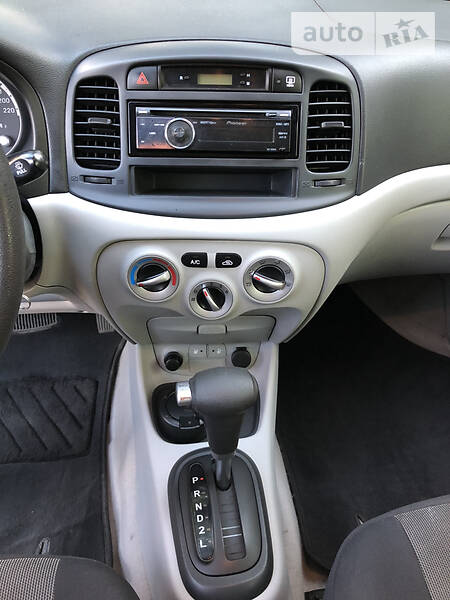 Седан Hyundai Accent 2009 в Одесі