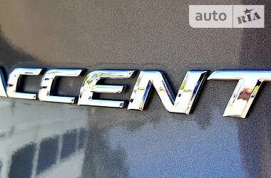 Седан Hyundai Accent 2012 в 