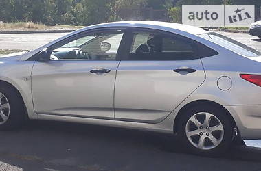 Седан Hyundai Accent 2013 в Киеве