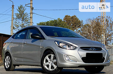 Седан Hyundai Accent 2012 в Одессе