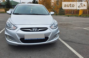 Хэтчбек Hyundai Accent 2012 в Александрие