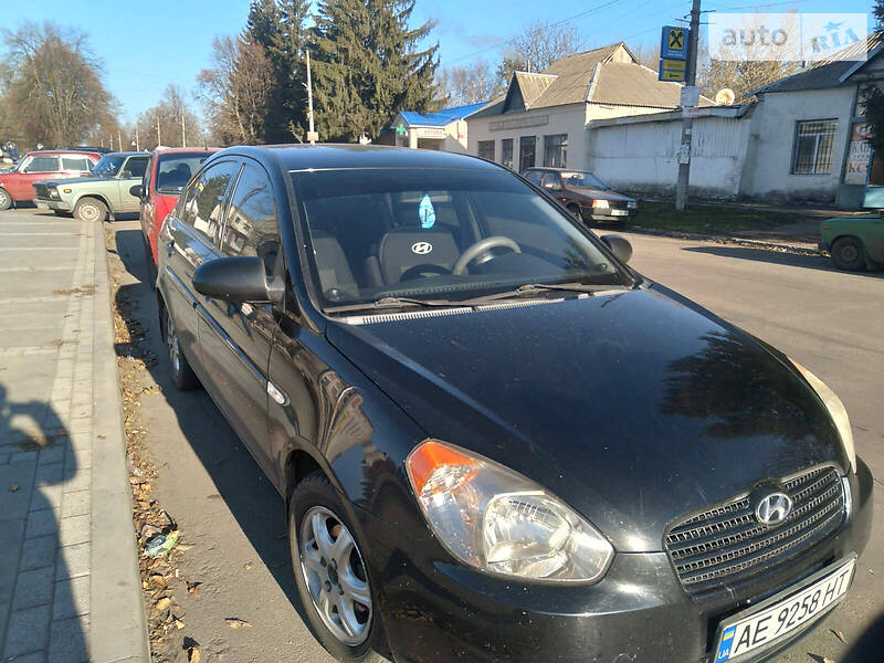 Hyundai Accent