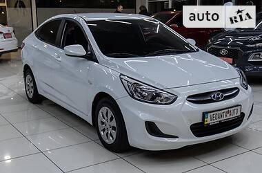 Седан Hyundai Accent 2016 в Одессе