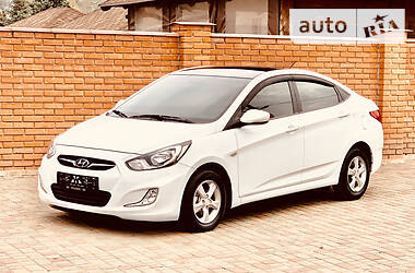 Седан Hyundai Accent 2015 в Одессе