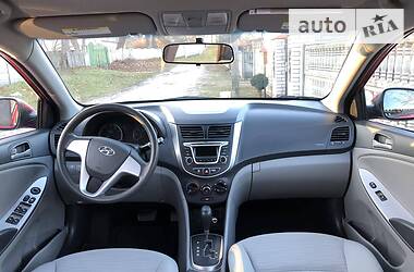 Седан Hyundai Accent 2015 в Тараще