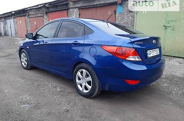 Седан Hyundai Accent 2012 в Запорожье