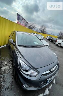 Седан Hyundai Accent 2011 в Краматорске