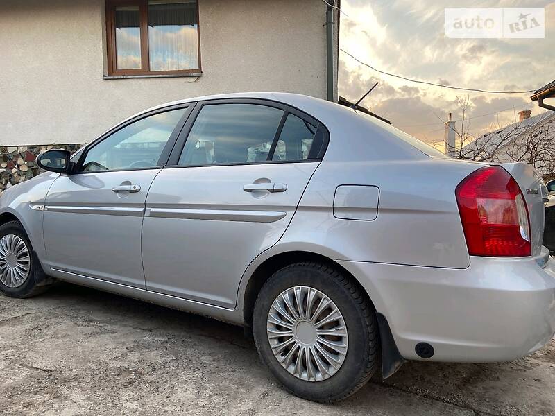 Седан Hyundai Accent 2008 в Львові