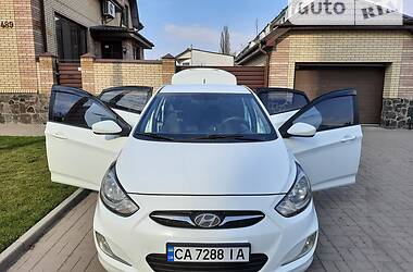 Седан Hyundai Accent 2012 в Черкассах