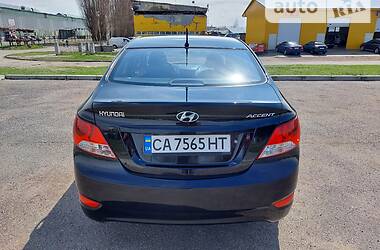 Седан Hyundai Accent 2012 в Черкассах