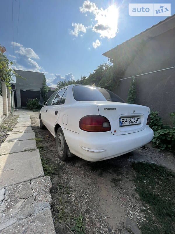 Седан Hyundai Accent 1995 в Одессе