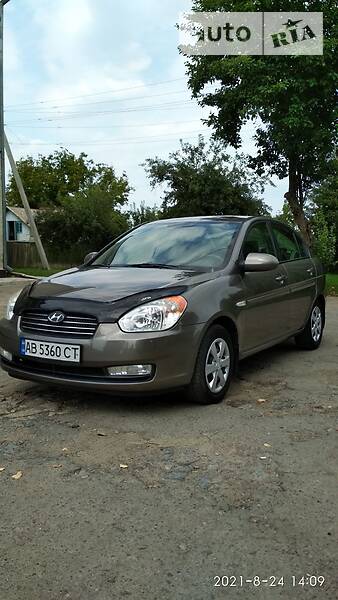 Hyundai Accent