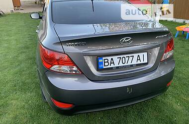 Седан Hyundai Accent 2012 в Кропивницком