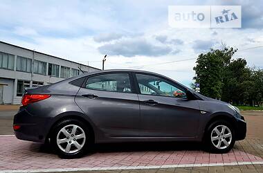 Седан Hyundai Accent 2011 в Чернігові