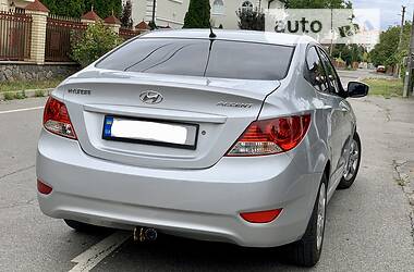 Седан Hyundai Accent 2013 в Полтаве