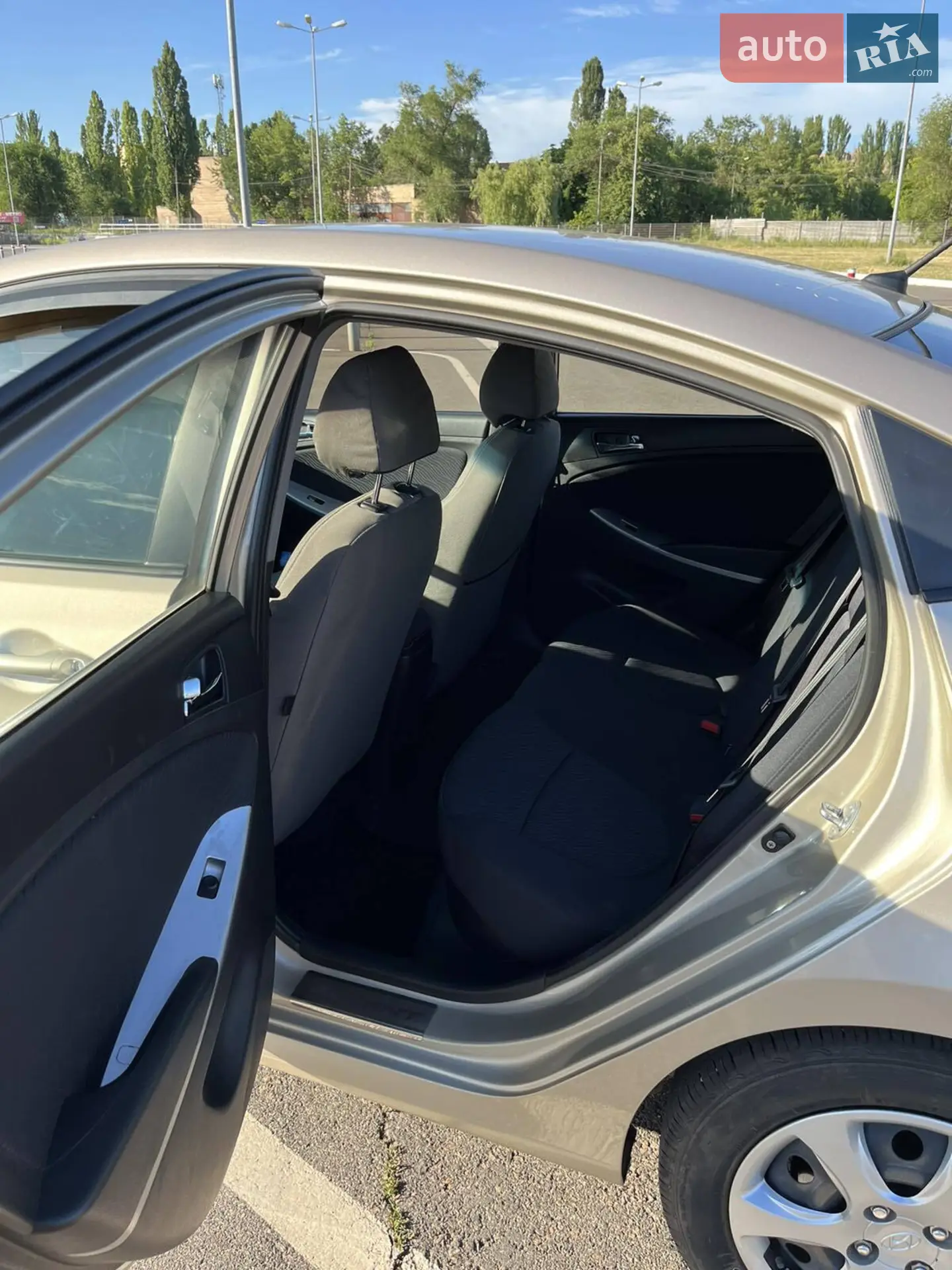 2012 Hyundai Accent - мініатюра 26
