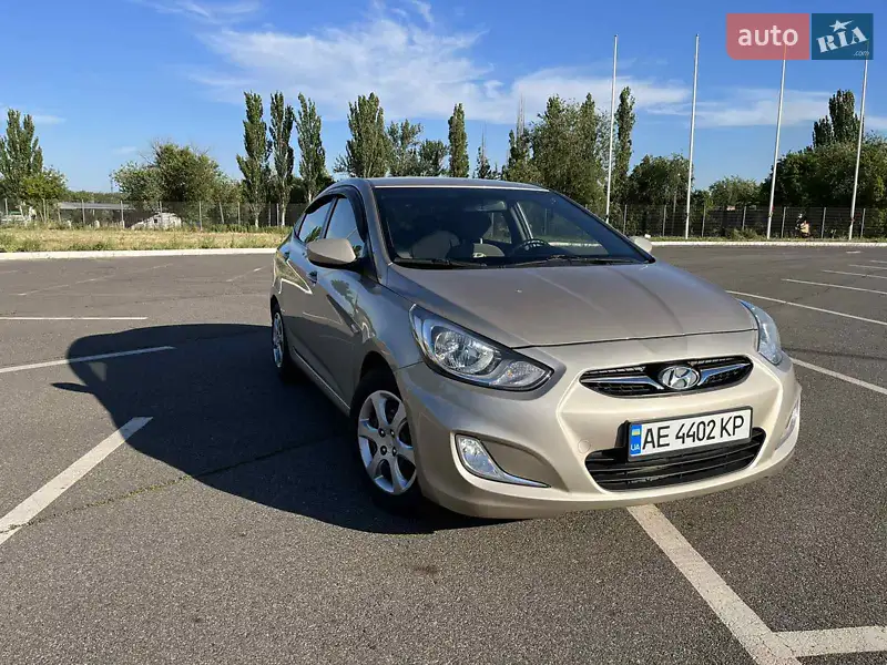 Hyundai Accent