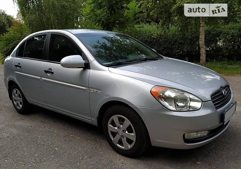 Hyundai Accent