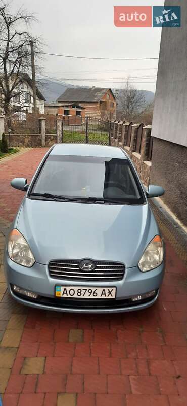 Седан Hyundai Accent 2008 в Сваляві