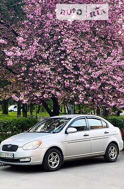 Седан Hyundai Accent 2008 в Ужгороде