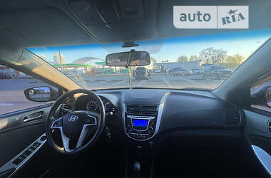Седан Hyundai Accent 2012 в 