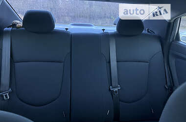 Седан Hyundai Accent 2012 в 