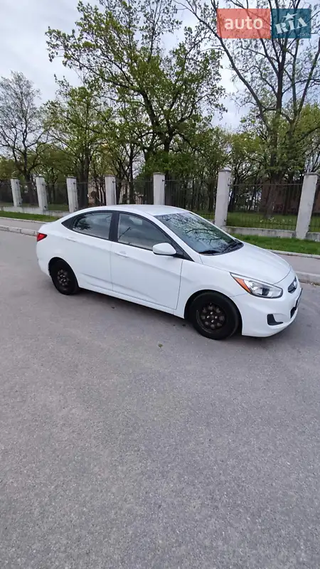 Hyundai Accent