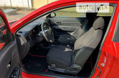 Хэтчбек Hyundai Accent 2008 в 