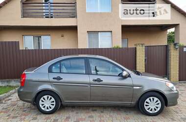 Седан Hyundai Accent 2008 в Никополе