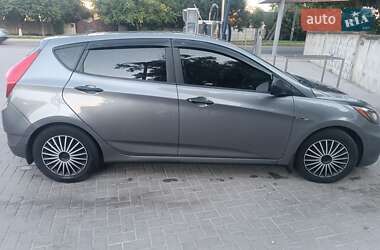 Хэтчбек Hyundai Accent 2014 в 