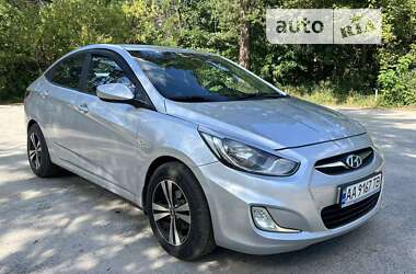 Седан Hyundai Accent 2011 в Києві