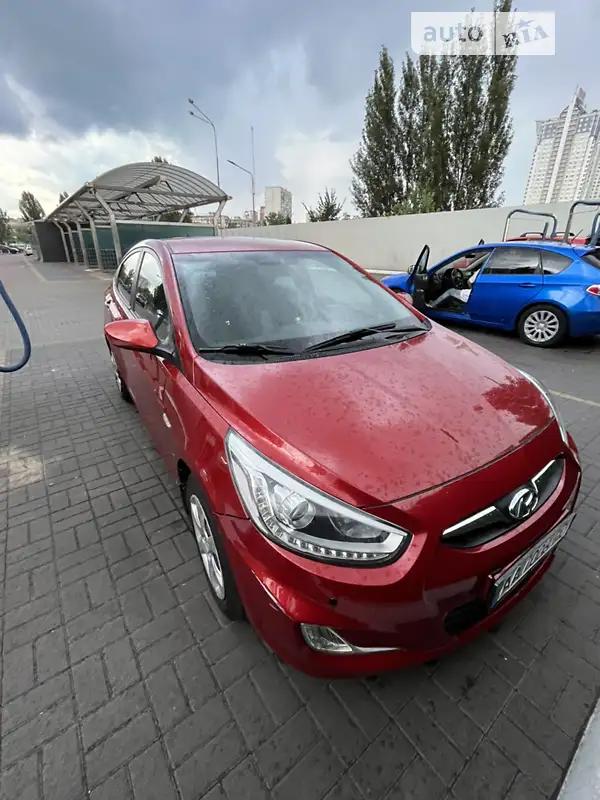 Hyundai Accent