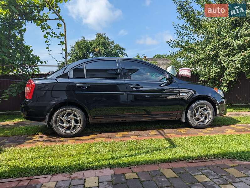 Седан Hyundai Accent 2008 в 