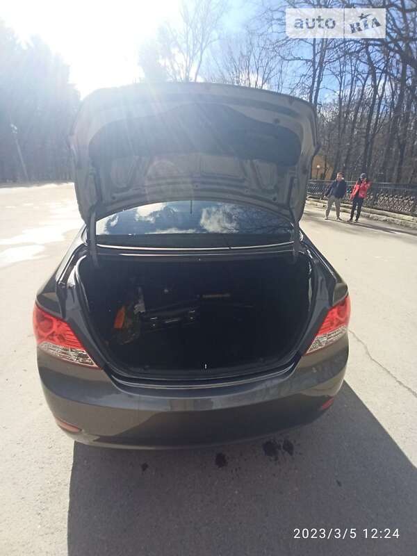 Седан Hyundai Accent 2014 в Хмільнику