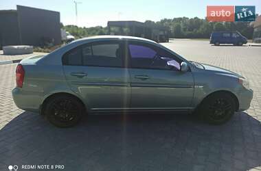 Седан Hyundai Accent 2008 в Кривом Роге