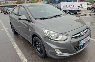 Седан Hyundai Accent 2012 в 