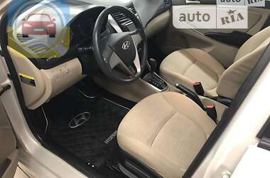 Седан Hyundai Accent 2015 в Запоріжжі