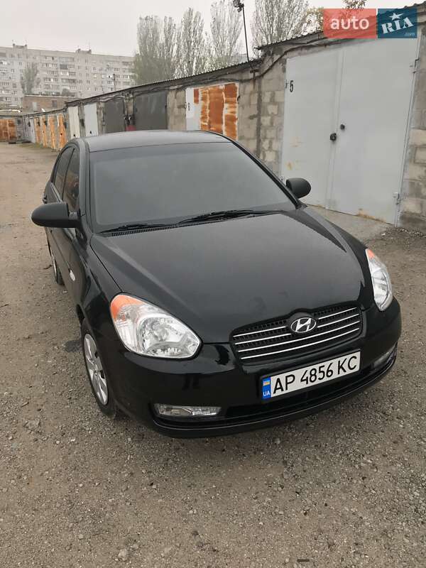 Hyundai Accent 2009
