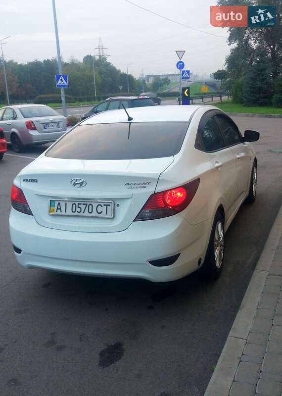 Седан Hyundai Accent 2011 в Вишгороді