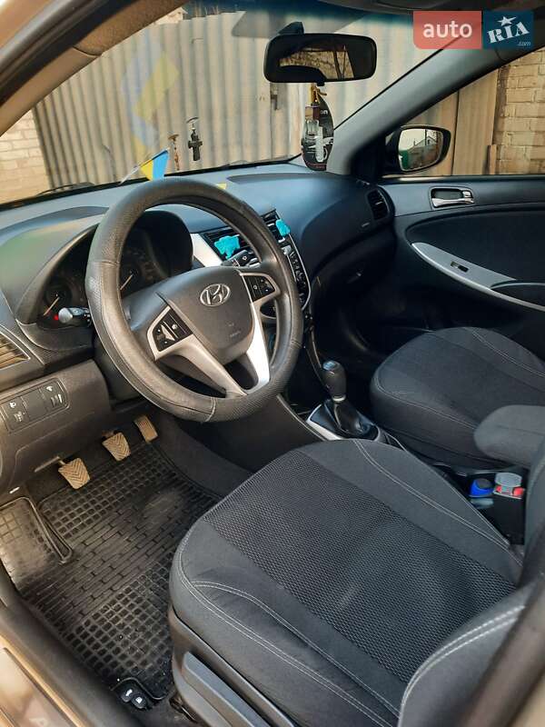 Седан Hyundai Accent 2011 в Балаклії