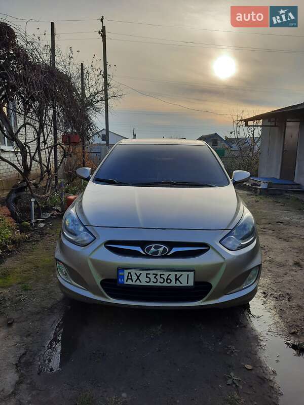 Седан Hyundai Accent 2011 в Балаклії