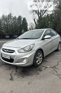 Седан Hyundai Accent 2012 в Ужгороде